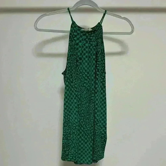 Banana Republic Tops - Banana Republic Tank